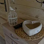 Nad Jeziorem, A Morze W Gratisie Prázdninový dům