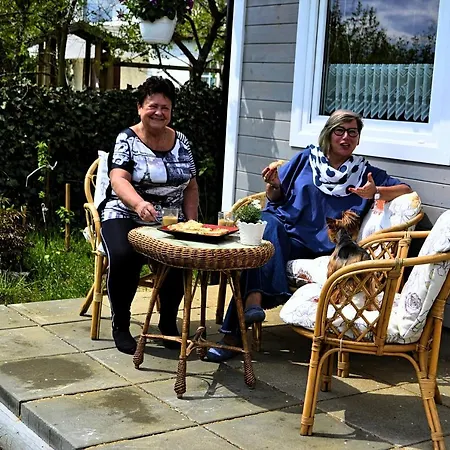 Dom wakacyjny Nad Jeziorem, A Morze W Gratisie *