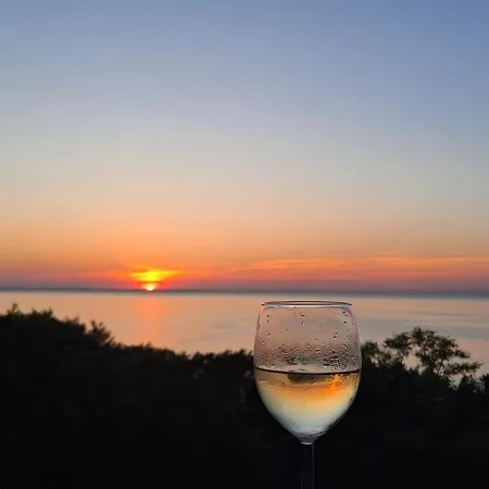 Nad Jeziorem, A Morze W Gratisie Hébergement de vacances