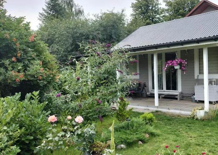 Nad Jeziorem, A Morze W Gratisie Prázdninový dům *